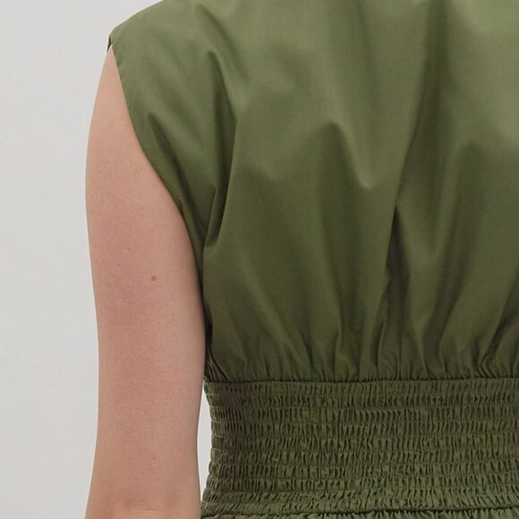 NWT Entro Olive Sleeveless Smocked Waist Peplum Top